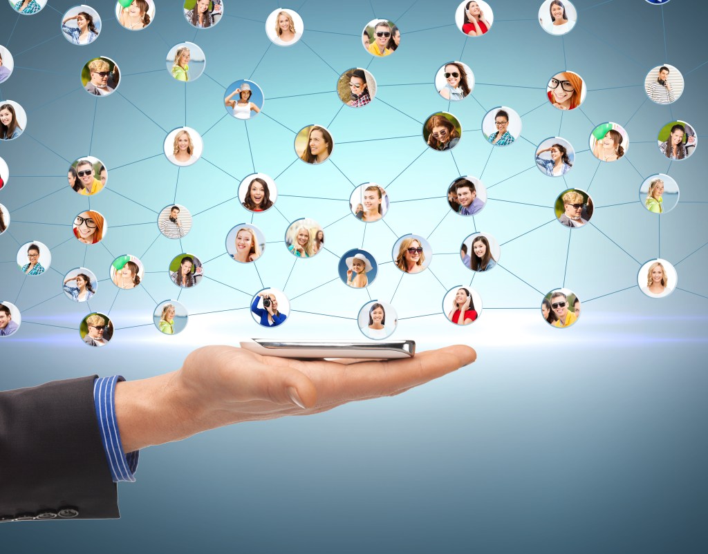 Mobile Contacts Are Now The Real Social&nbsp;Network